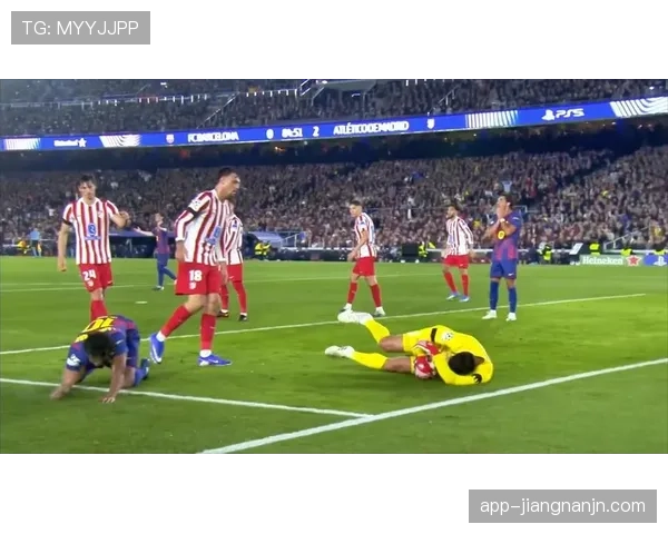 拉菲尼亚：加盟巴萨即锁定主力轮换位置