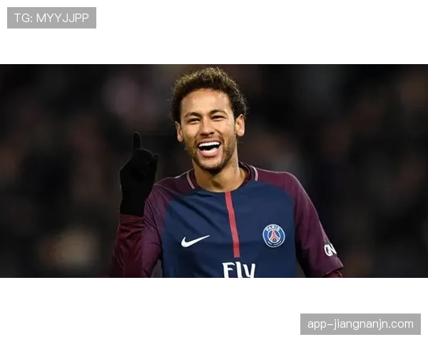 内马尔与罗纳尔迪尼奥历史地位对比分析