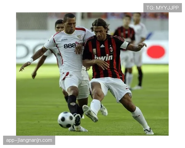 压制对手锋线，马尔蒂尼本赛季转为出球枢纽